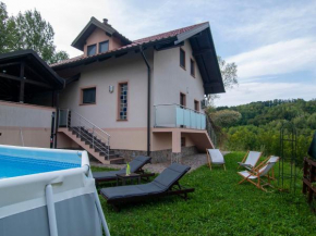 Holiday house Zarja - with sauna and hot tub